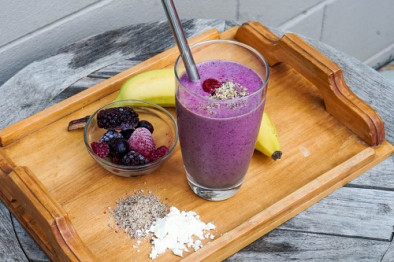 Berry Banana LSA Smoothie