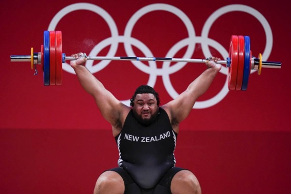 new zealand olympic weight lifter stock image