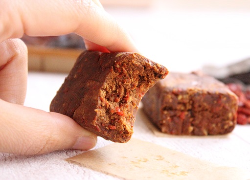 inside the no bake bars