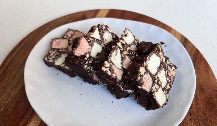 protein rocky road slices on a plate